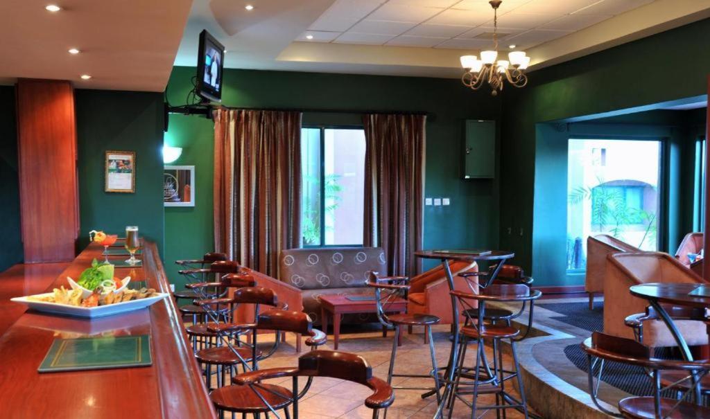 M'Kango Golfview Hotel Lusaka Eksteriør billede