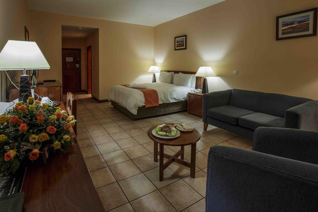 M'Kango Golfview Hotel Lusaka Eksteriør billede