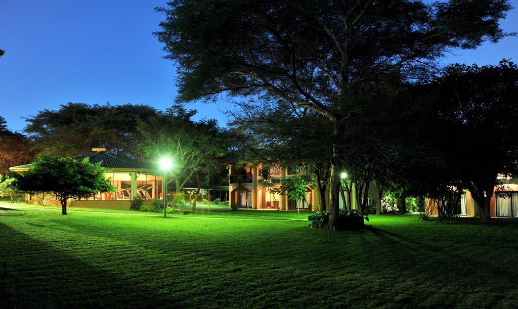 M'Kango Golfview Hotel Lusaka Eksteriør billede