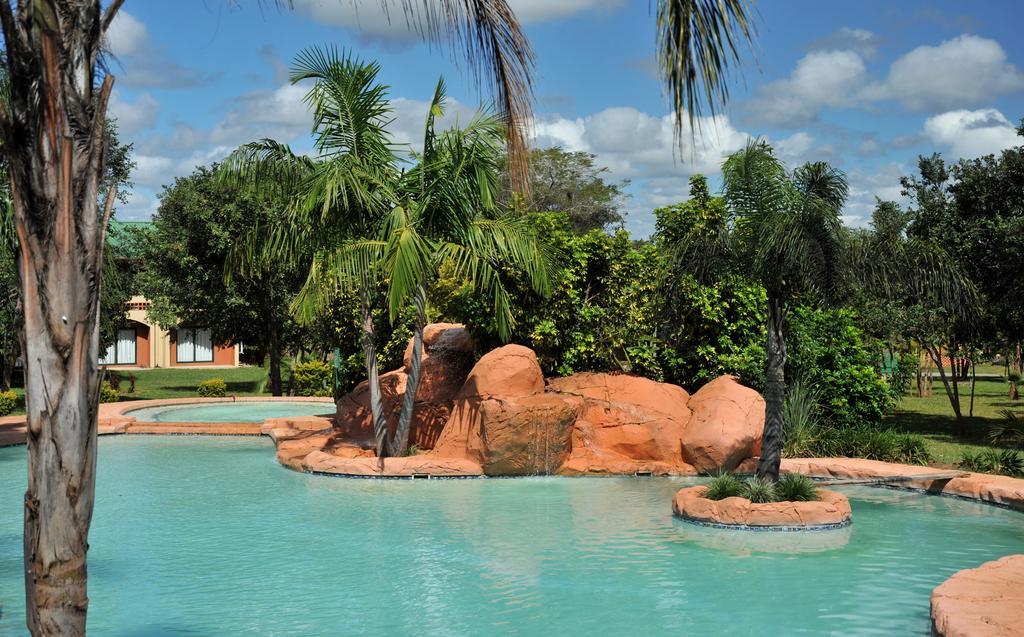 M'Kango Golfview Hotel Lusaka Eksteriør billede