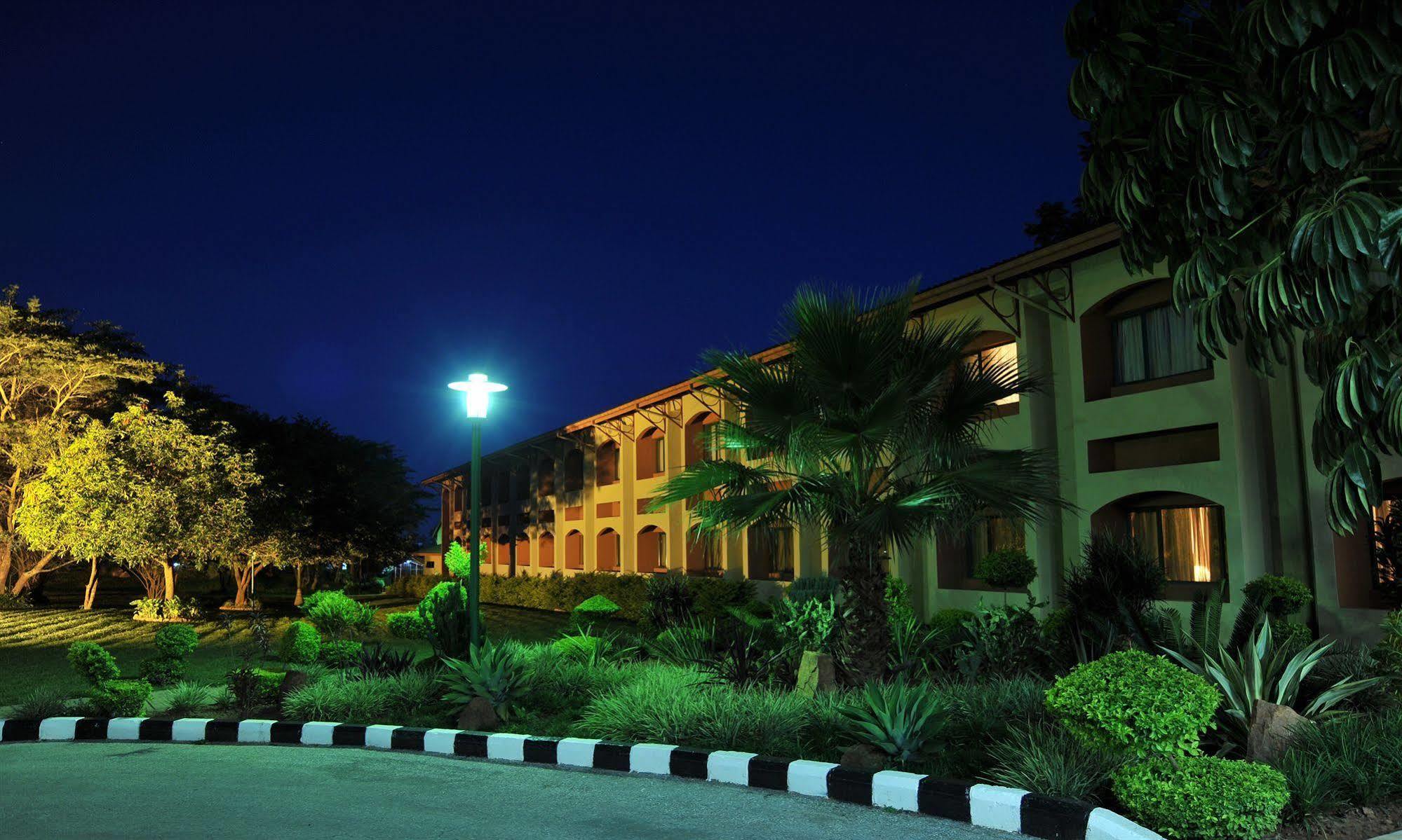 M'Kango Golfview Hotel Lusaka Eksteriør billede