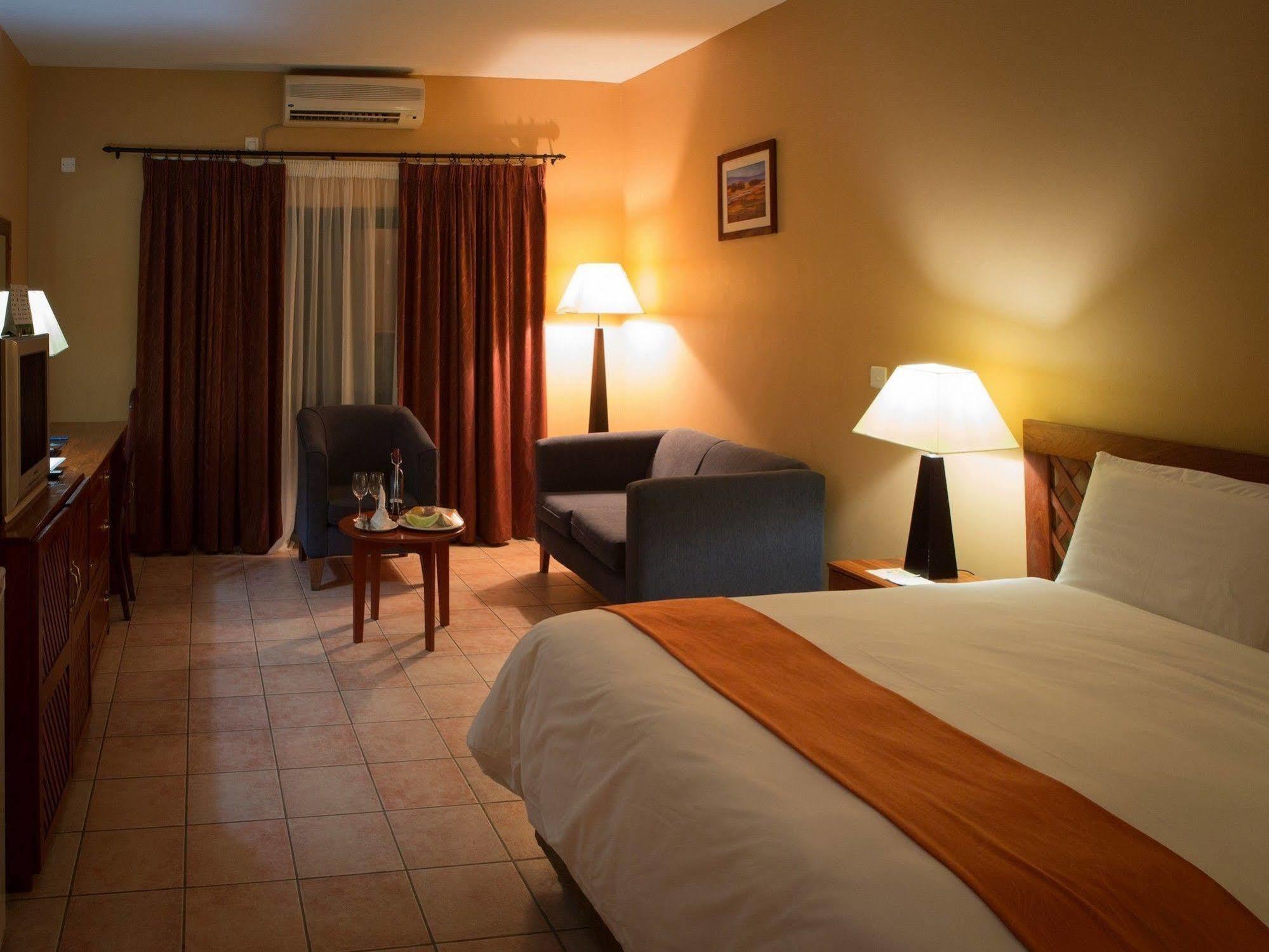 M'Kango Golfview Hotel Lusaka Eksteriør billede
