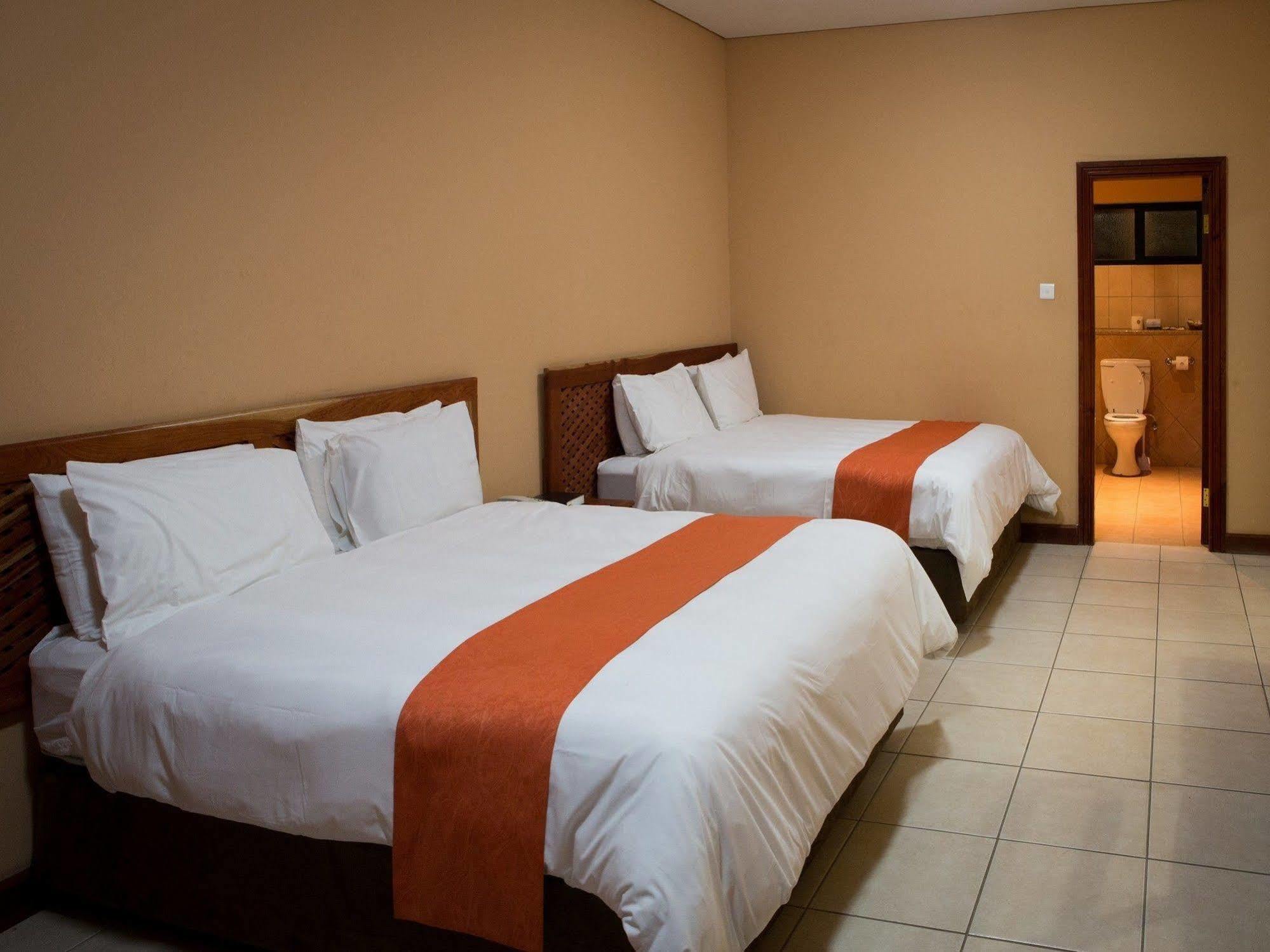M'Kango Golfview Hotel Lusaka Eksteriør billede